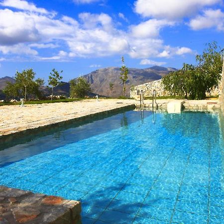 Aoritis Villas Lampini Bagian luar foto