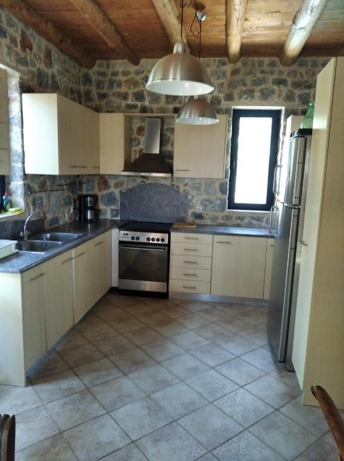 Aoritis Villas Lampini Bagian luar foto