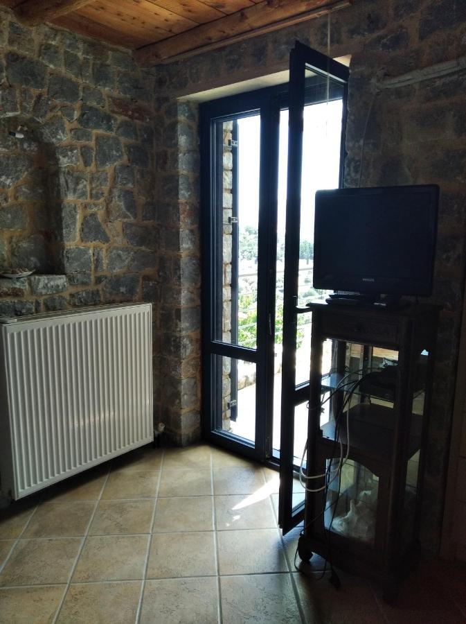 Aoritis Villas Lampini Bagian luar foto